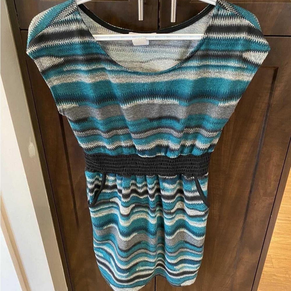 Wet Seal Tunic - Large